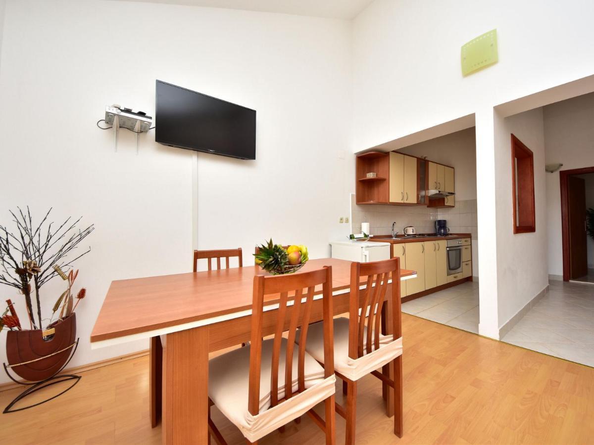 Cozy Holiday Home In Krusevo With Garden 外观 照片